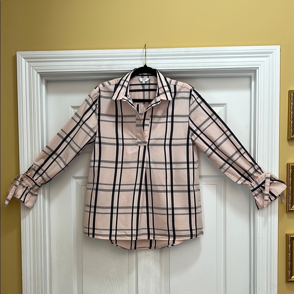Crown and Ivy Plaid Long Sleeve Blouse szS